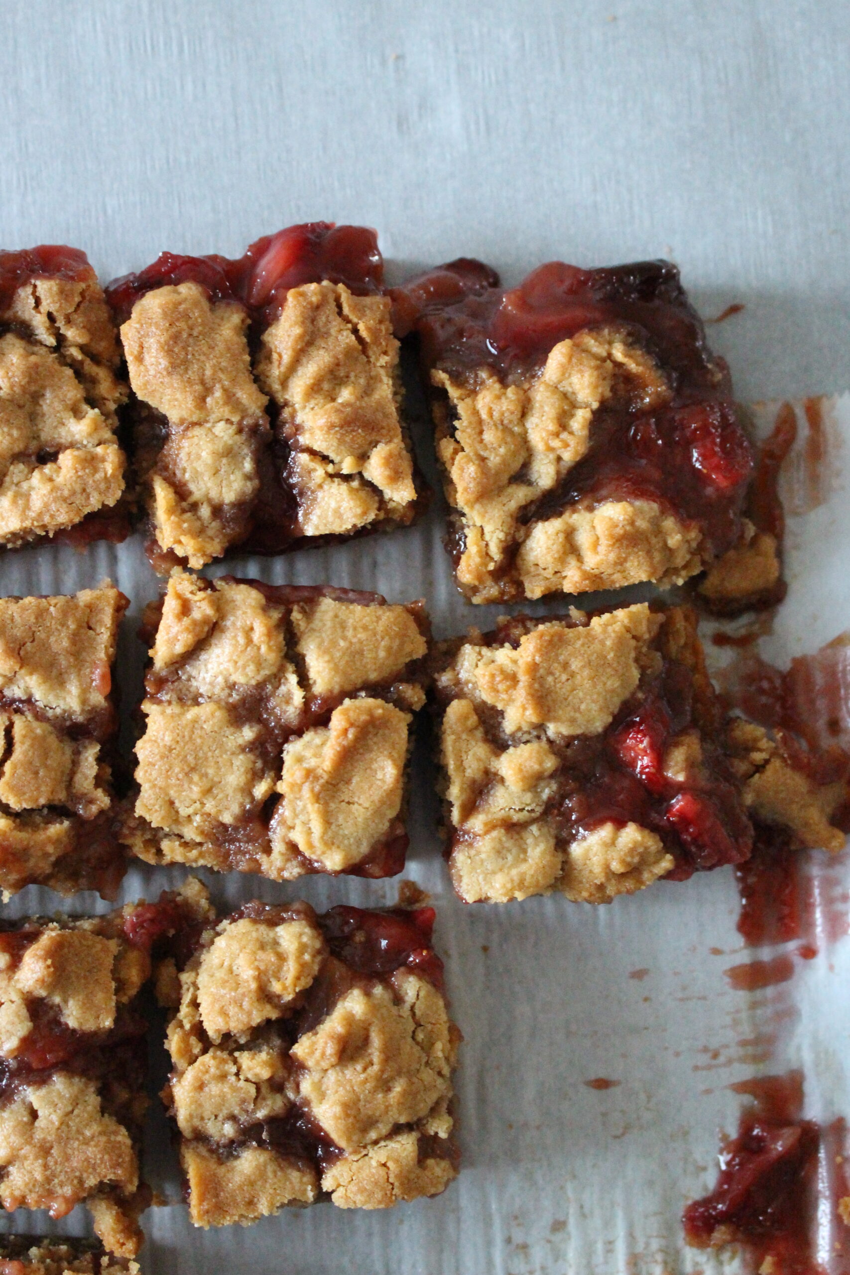 Peanut Butter Strawberry Bars